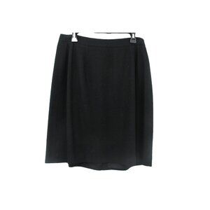 Chaus Women's Size 16 Black 100% Wool Straight A-Line Skirt Fully Lined Back Zip